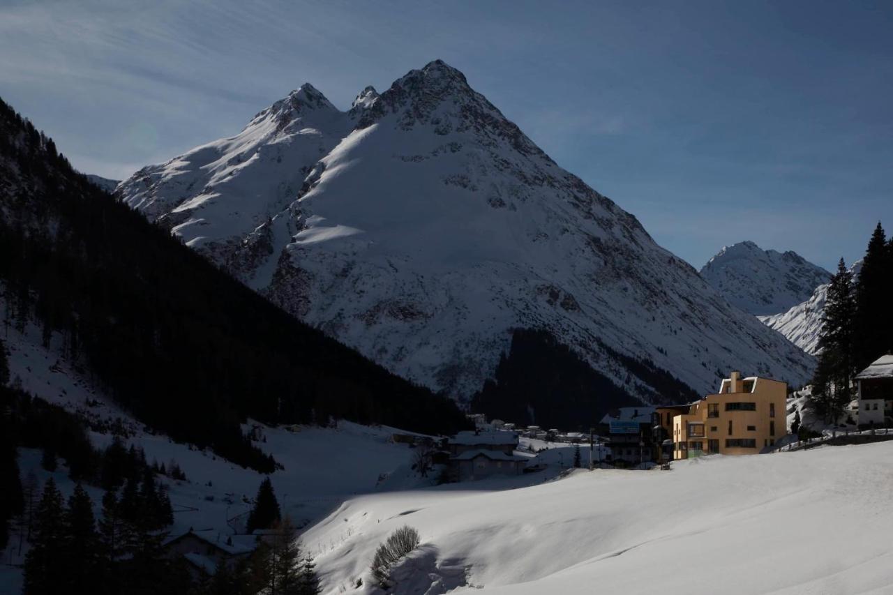 Rifugio Galtuer - Die 2 Ferienhaeuser Exterior foto